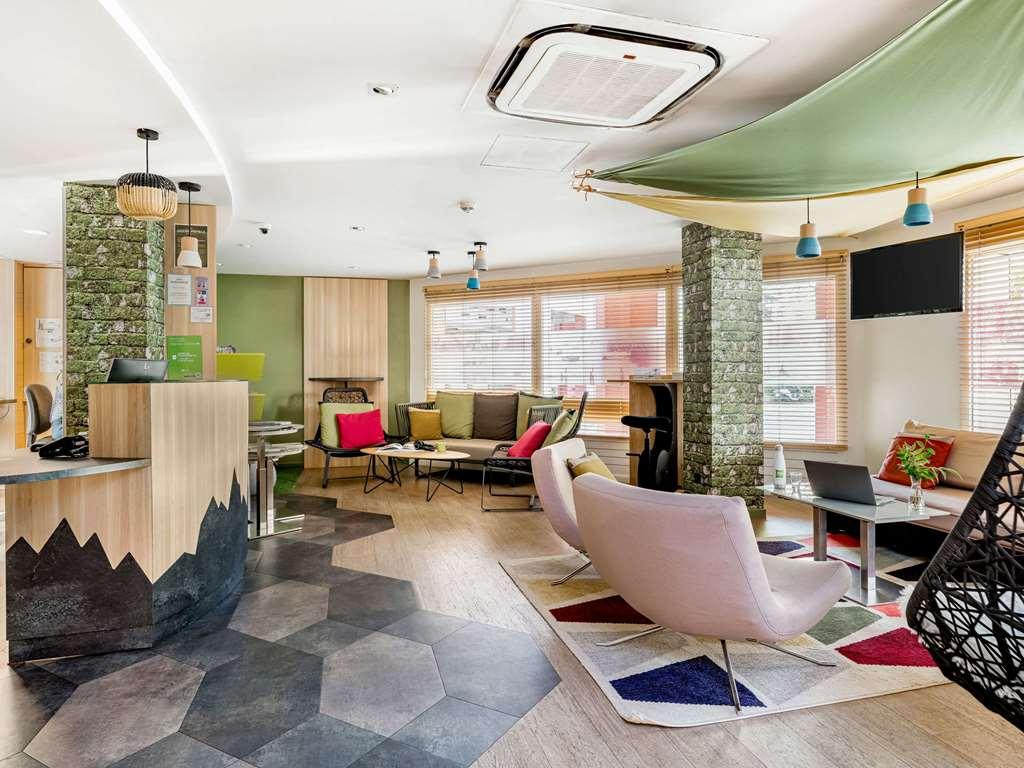 Ibis Styles Annecy Centre Gare Hotel Bagian luar foto
