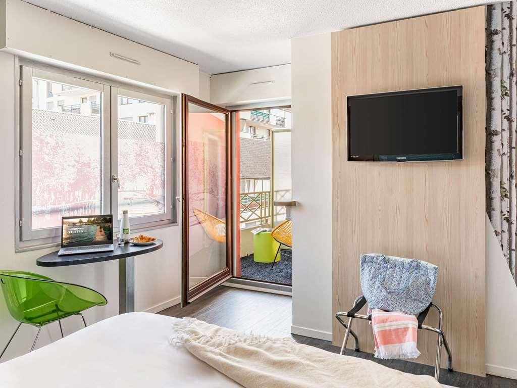 Ibis Styles Annecy Centre Gare Hotel Ruang foto