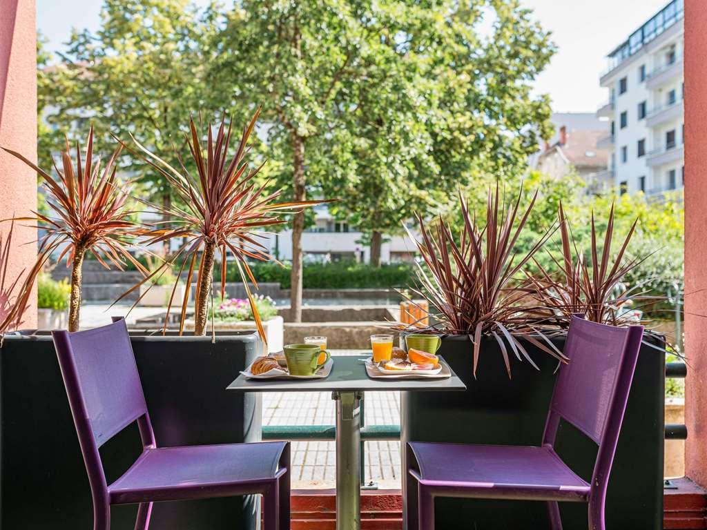 Ibis Styles Annecy Centre Gare Hotel Restoran foto